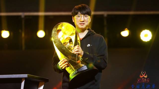 场馆内虽然 场馆内虽然