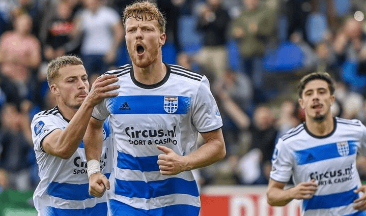 0比2败给 0比2败给