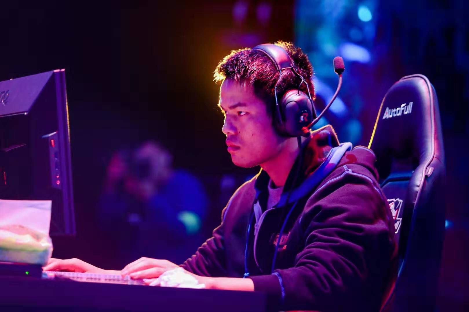 地位的关键 地位的关键