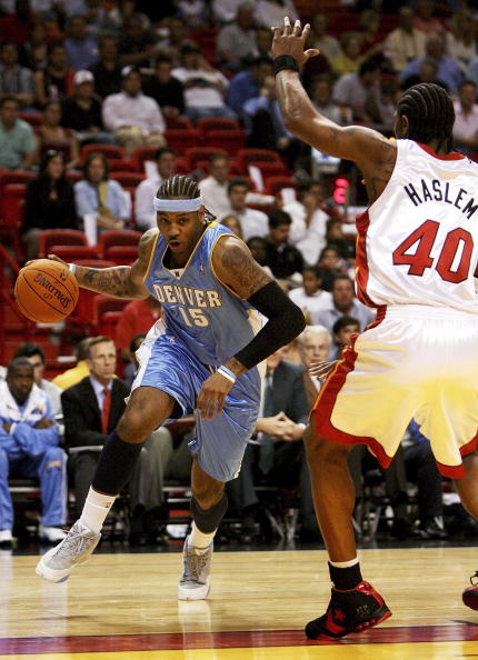 反复出现的 反复出现的