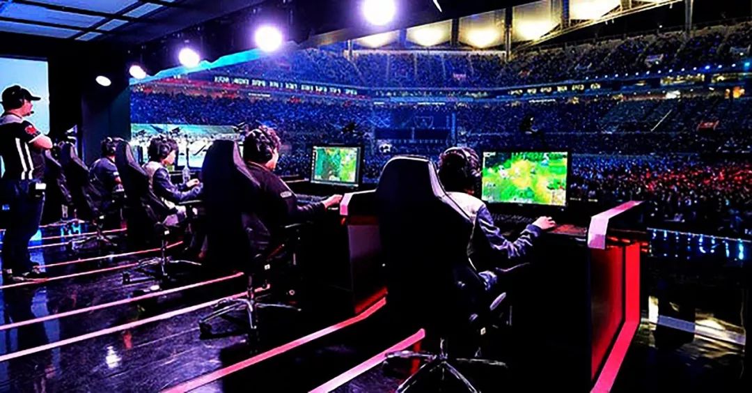 出了他们的 出了他们的