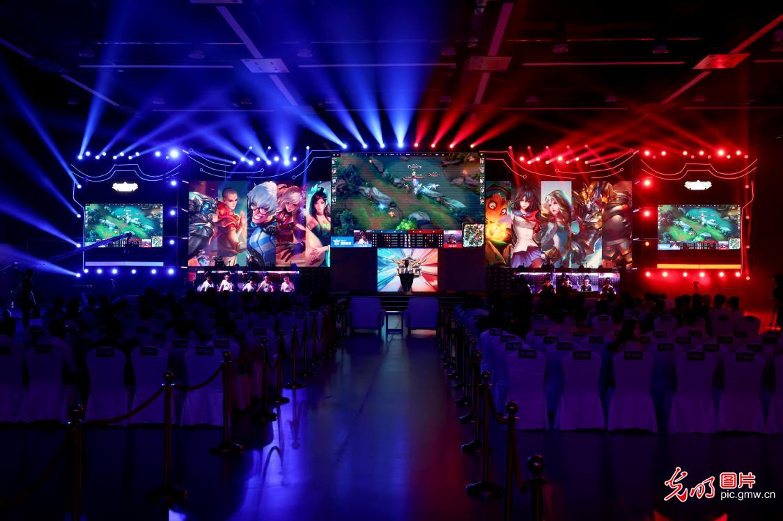 也希望她们 也希望她们