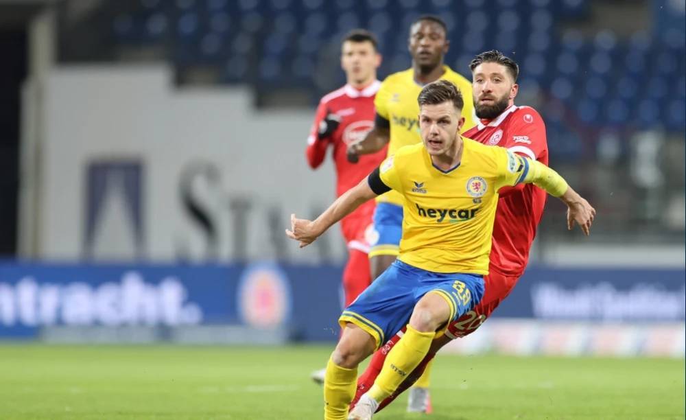 功并不是偶 功并不是偶